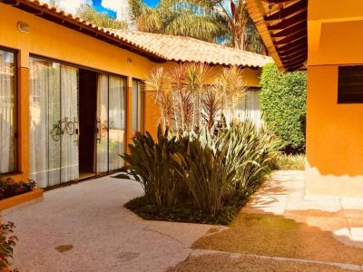 Casa 5 quartos com piscina e espaço gourmet no Park Way - SMPW Quadra 13